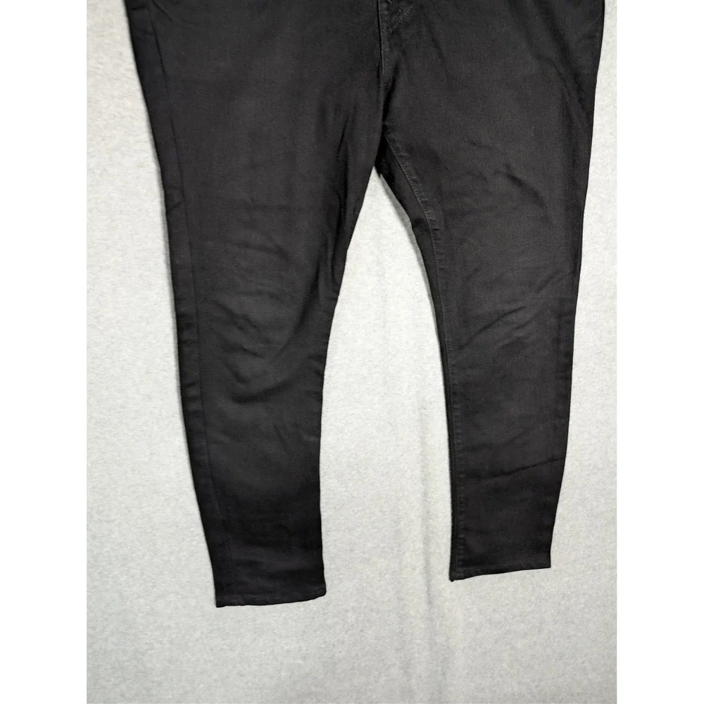True Religion keywords streetwear